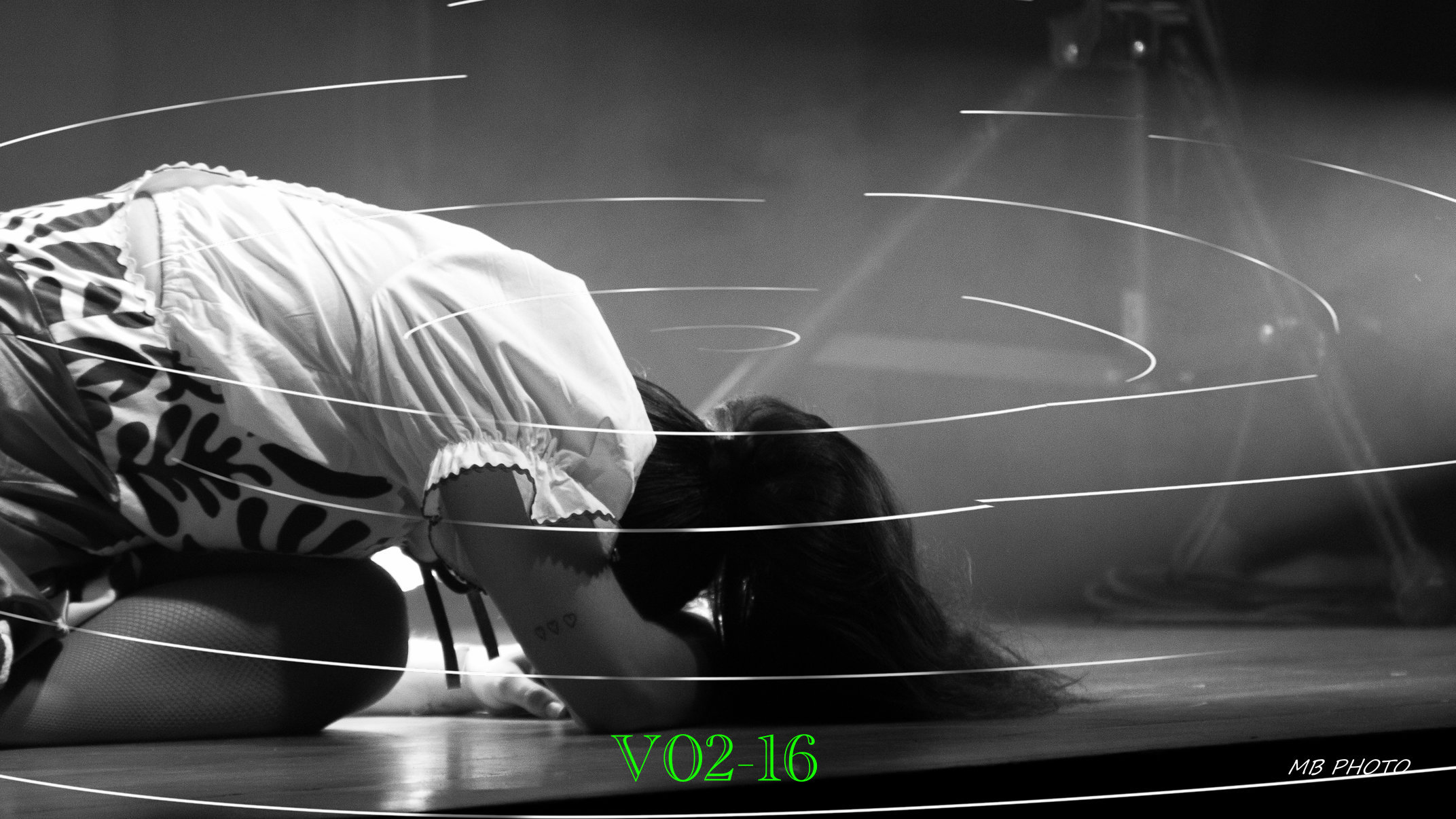 V02-16