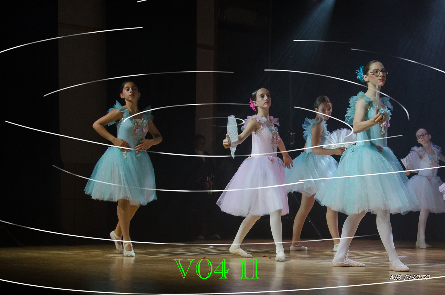 V04-11